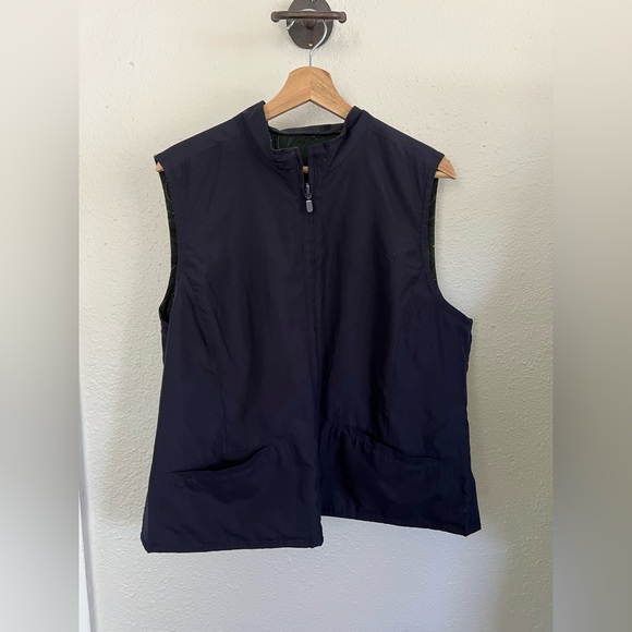 Reversible Vest - Picture 5 of 5